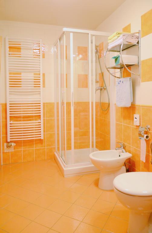 Garni Hotel Fellini Žiar nad Hronom Chambre photo