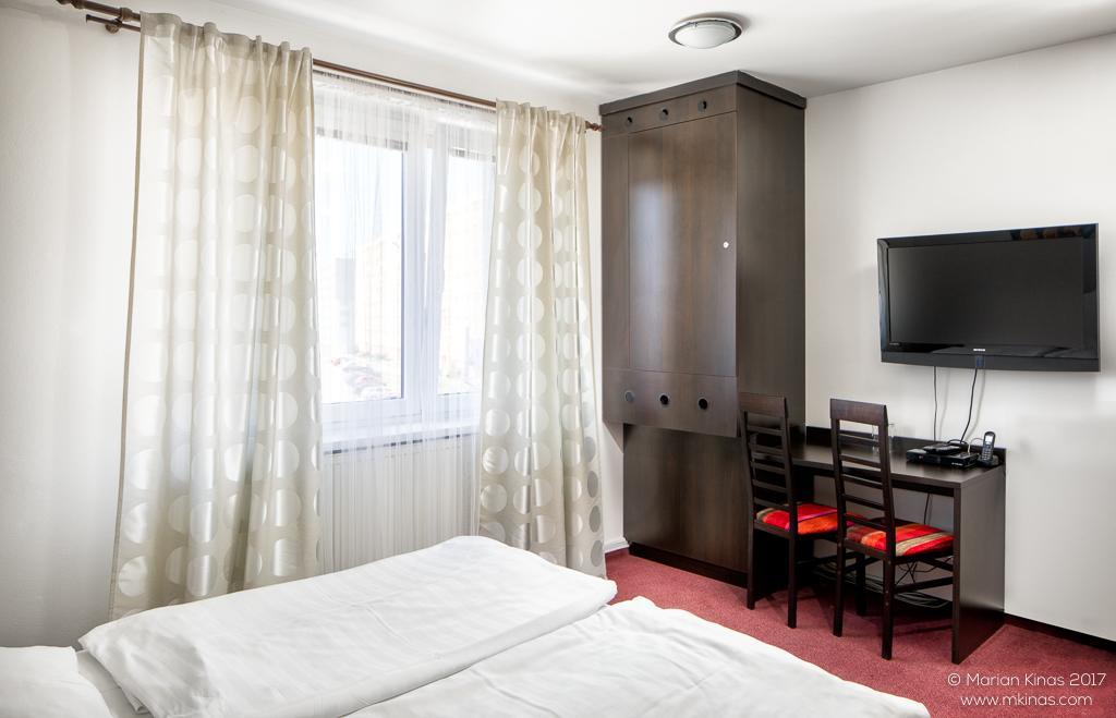 Garni Hotel Fellini Žiar nad Hronom Extérieur photo